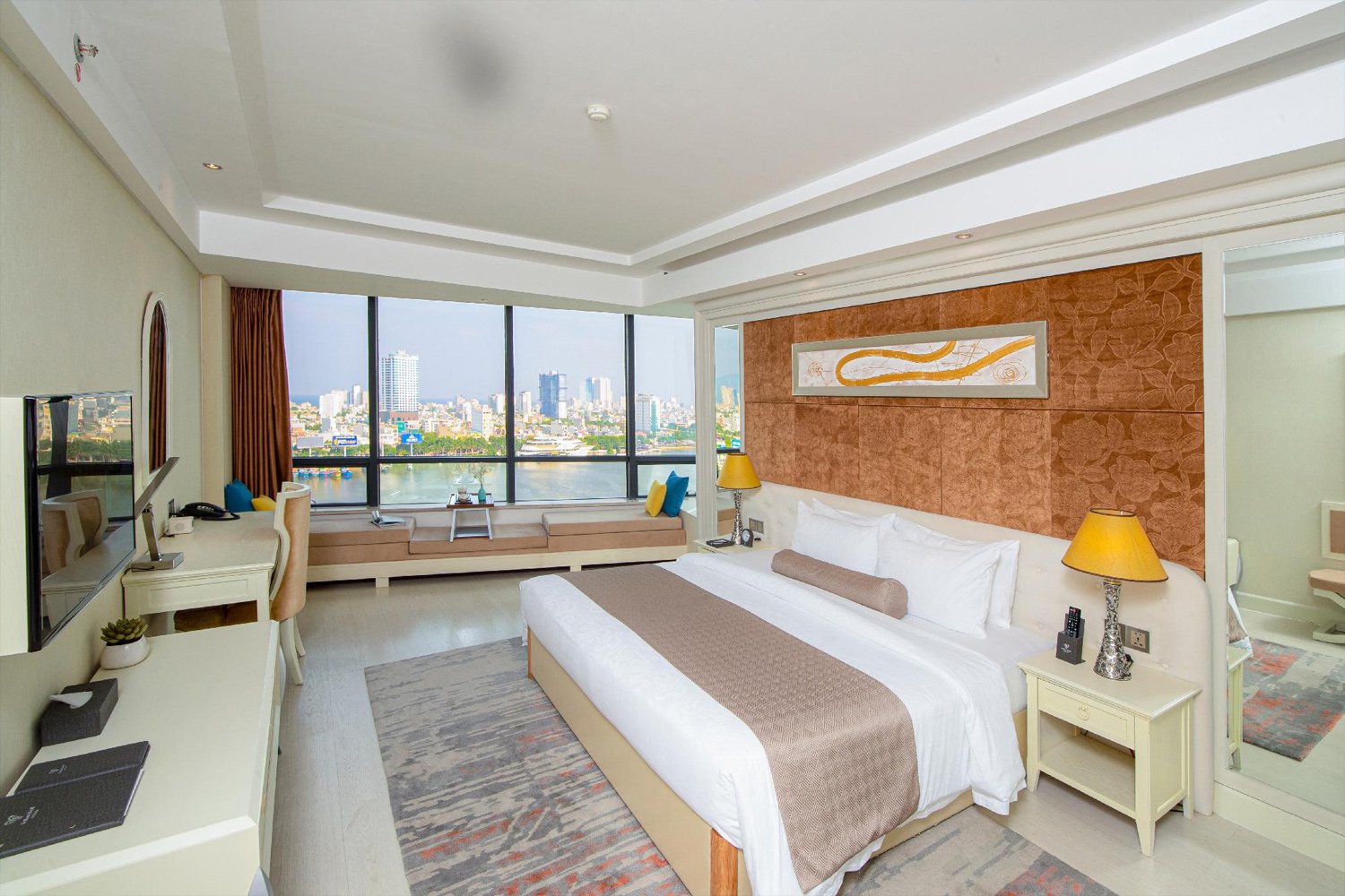 Top 10 khách sạn 4 sao Đà Nẵng 